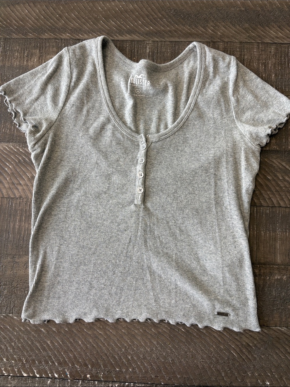 Hollister Light Gray Ribbed Henley Crop Tee